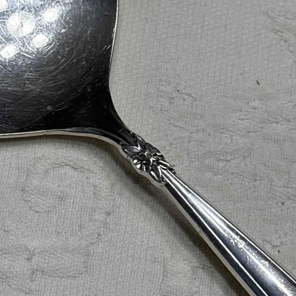 1965 GARLAND 1847 Rogers Bros IS Serving  Casserole Spoon Silver Plate Flatware